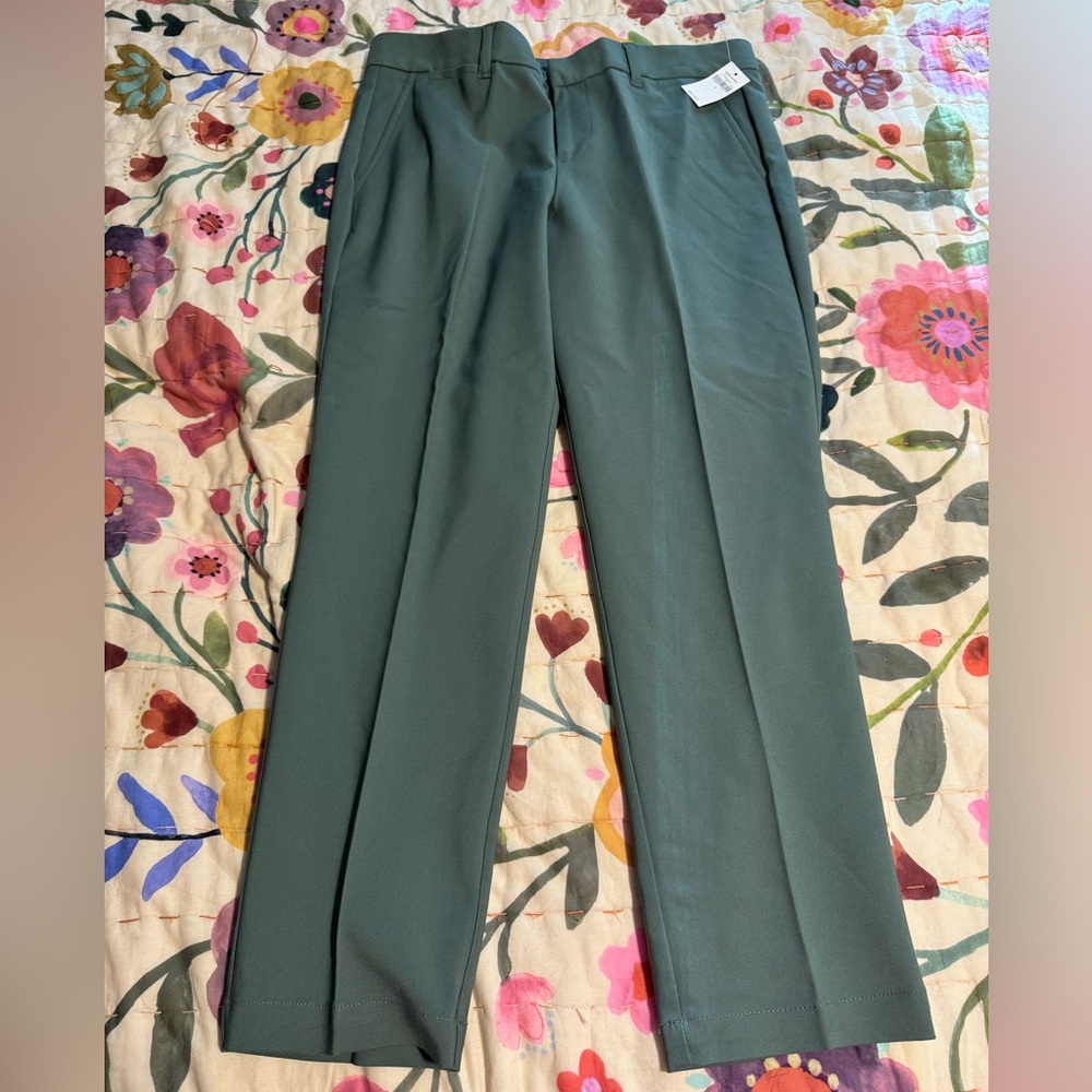 4/$25 GAP Green Women's Trousers